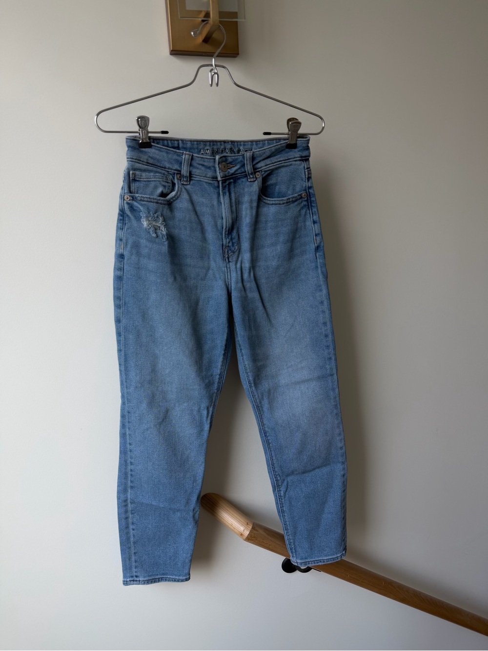 American Eagle Outfitters Light Blue Boyfriend Jeans